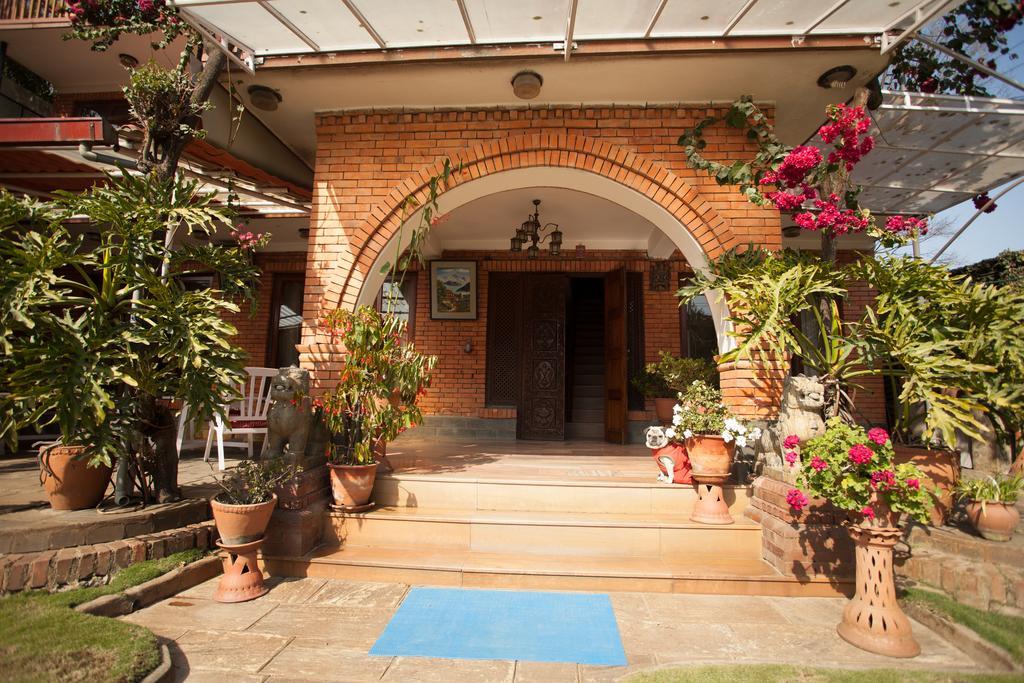 Maya Guest House Thimi Exterior foto