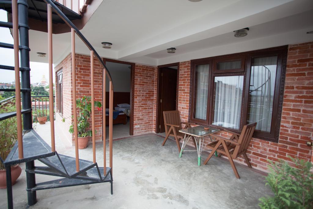 Maya Guest House Thimi Exterior foto